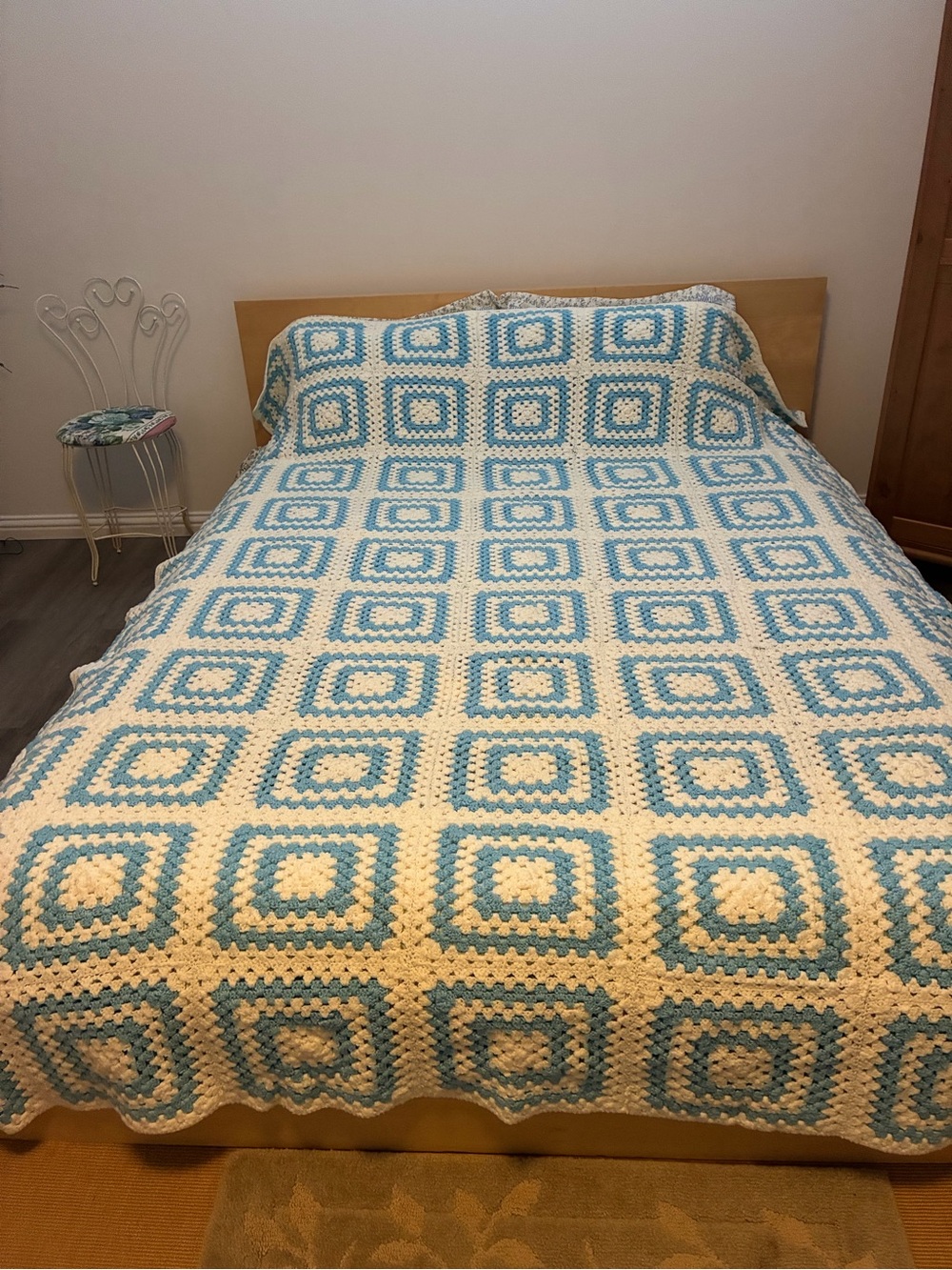 Blue and Cream/Off White Crochet Bedspread - Classic Granny Square